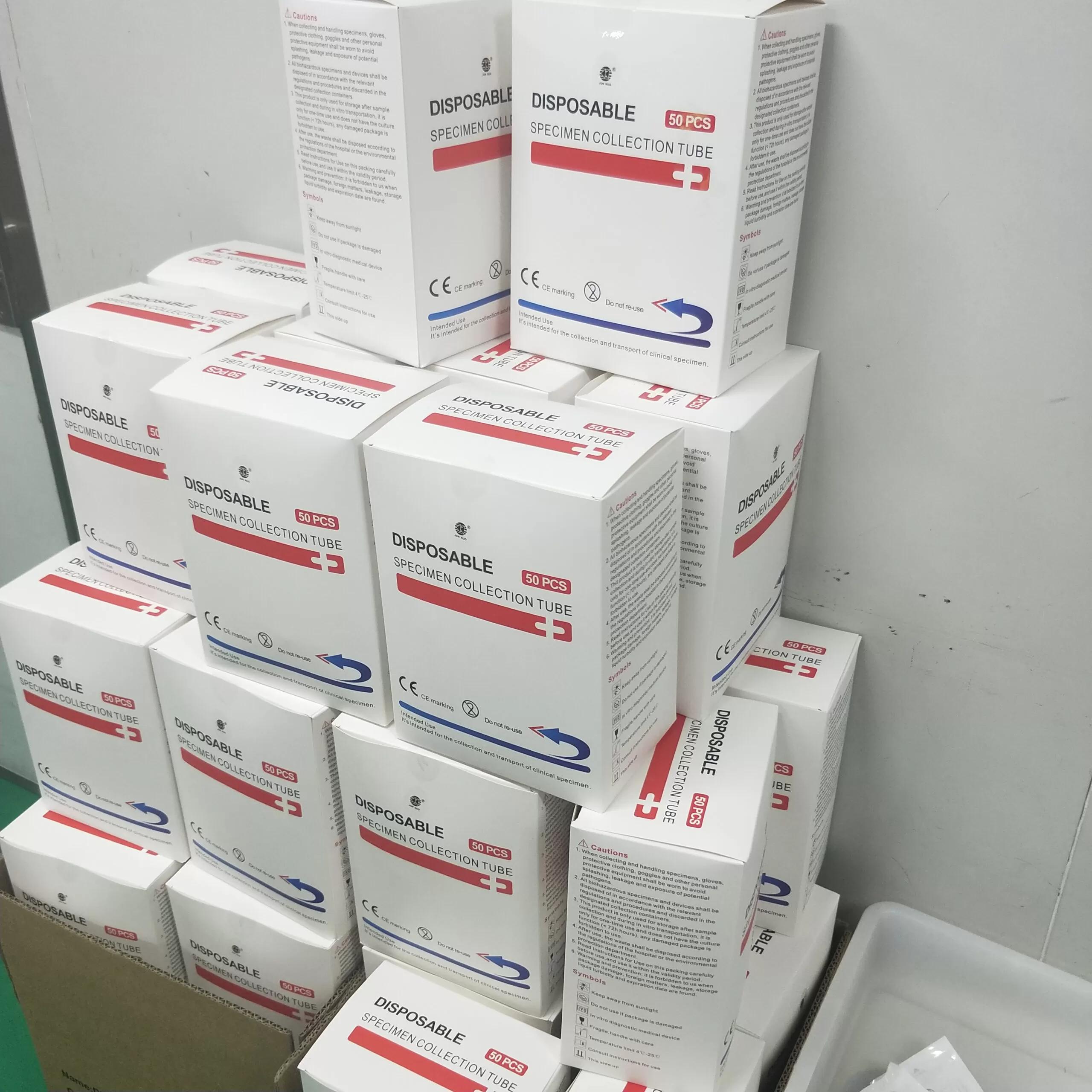 Sterile 3ML Virus Collection Tube VTM with Oral & Nasal Swab - Image 2