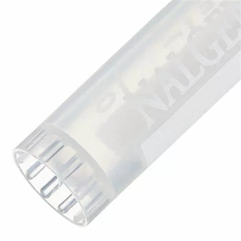 Nalgene® 5000-1020 Sterile System 100™ Sterile Cryogenic Vials - Image 3